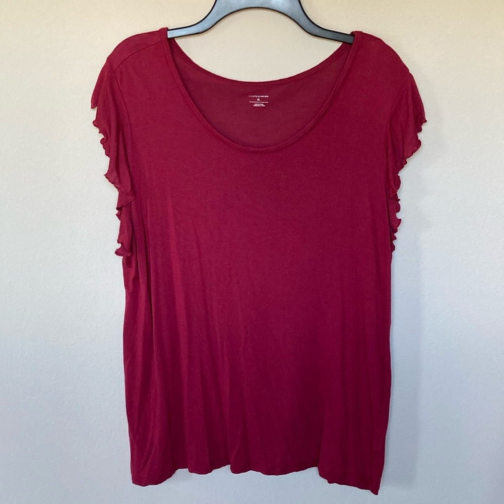 14th & Union Dark Red Top